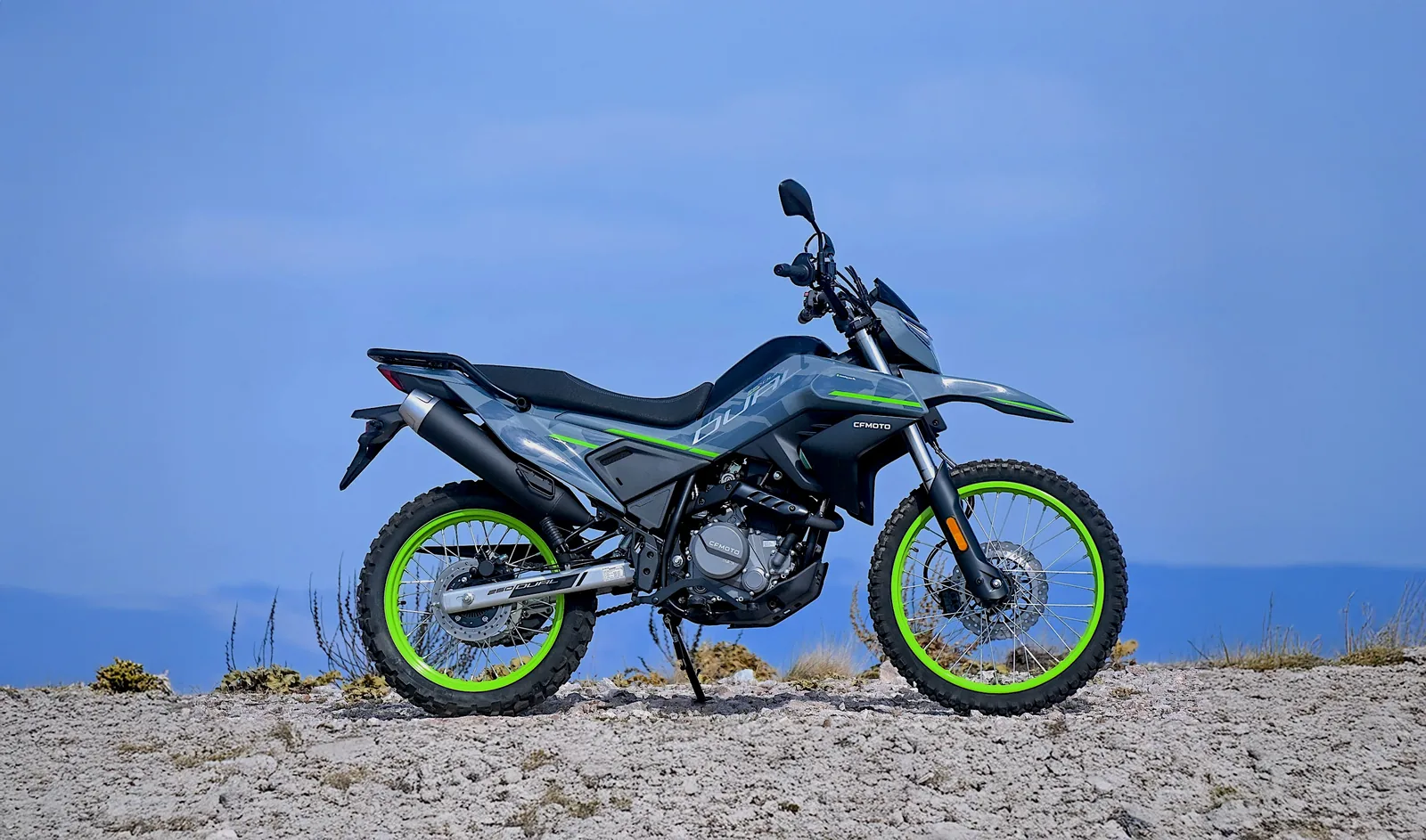 CFMOTO 250 DUAL — fotografia 6