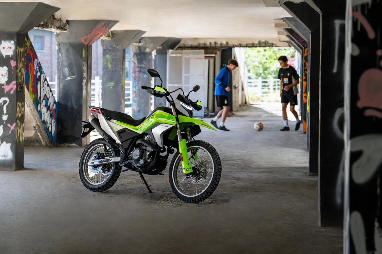 CFMOTO 250 DUAL — fotografia 10