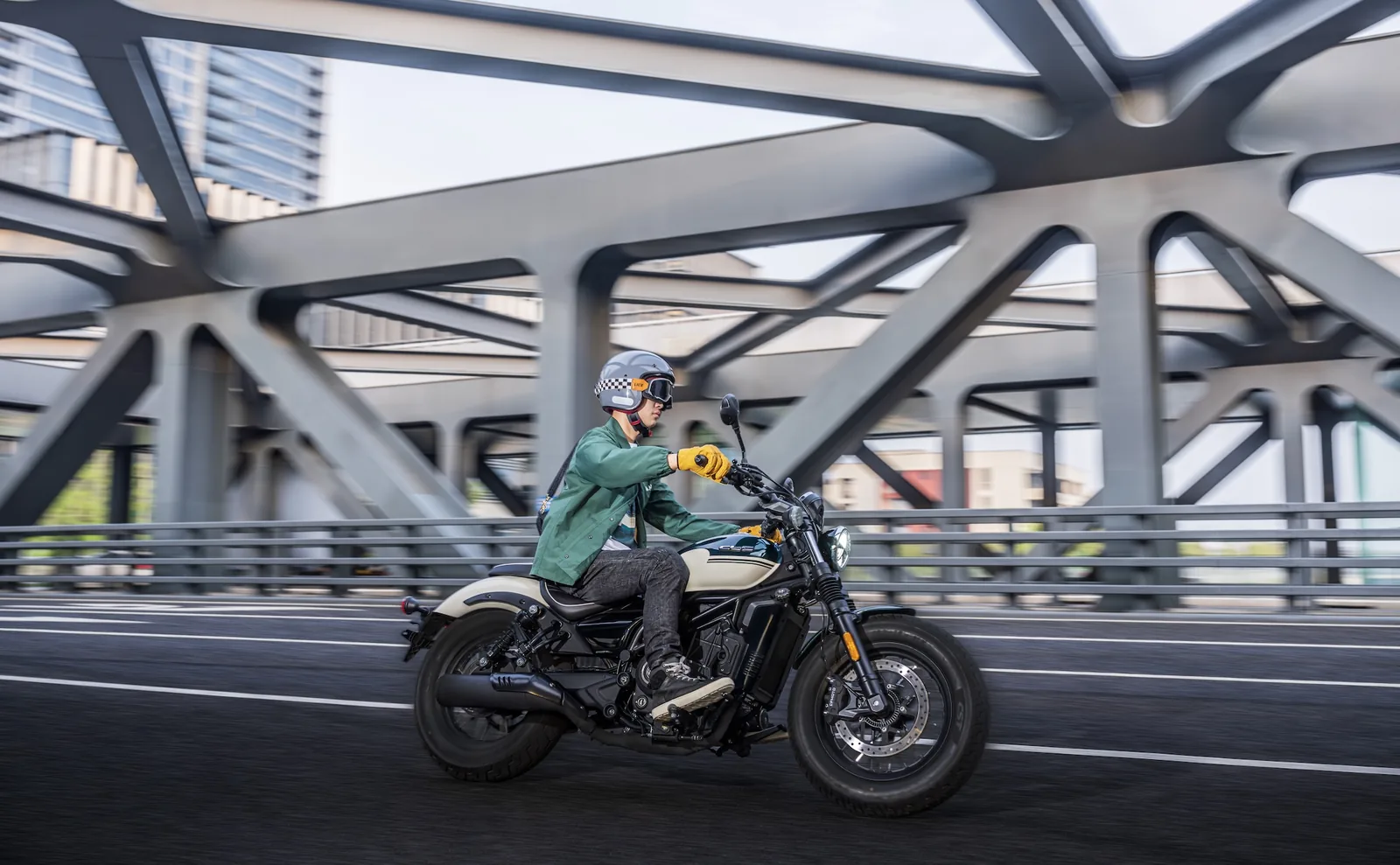 CFMOTO 250CL-C — fotografia 7