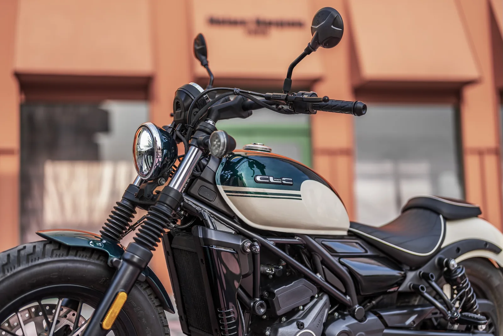 CFMOTO 250CL-C — fotografia 8