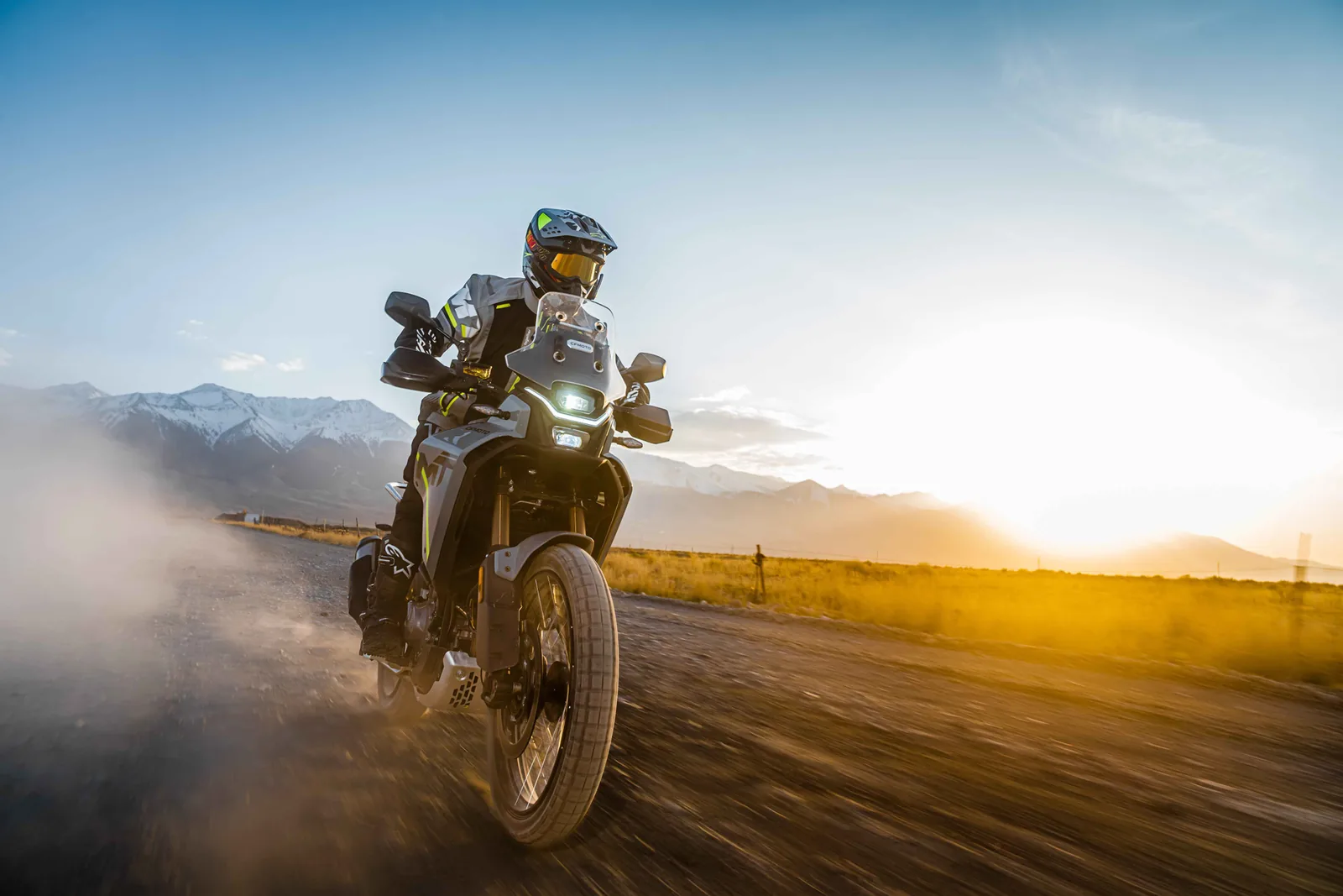 CFMOTO 450MT-R / RX — fotografia 18