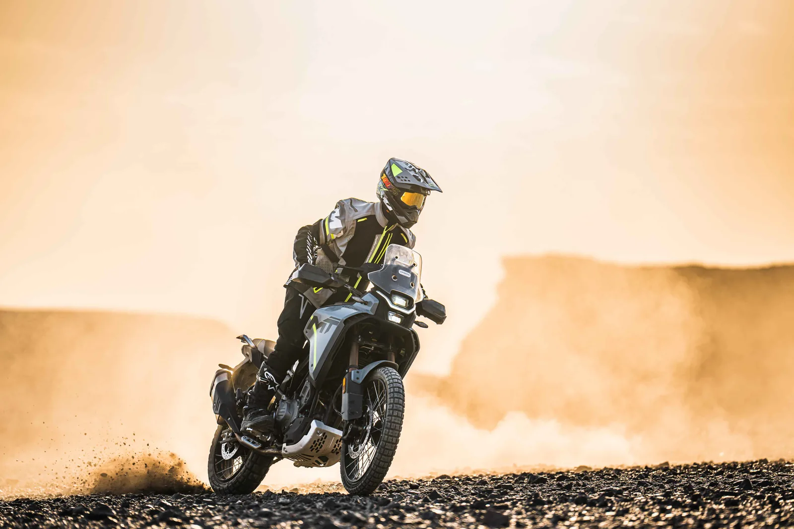 CFMOTO 450MT-R / RX — fotografia 21