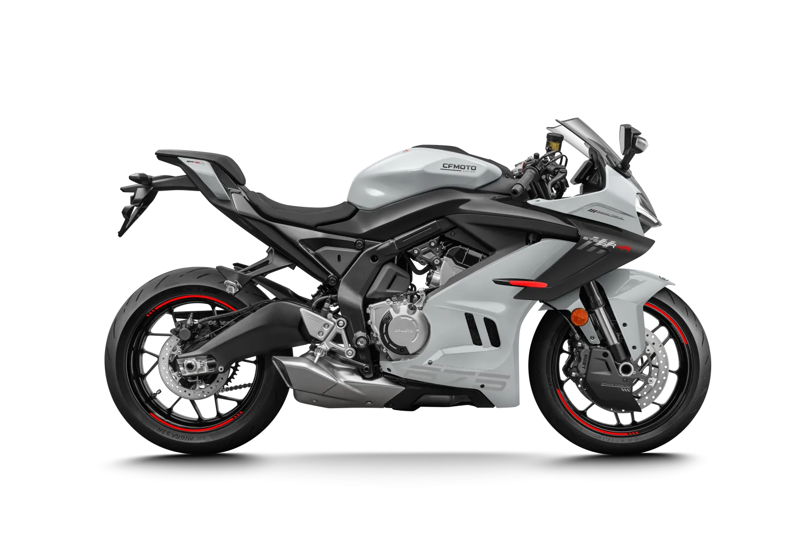 CFMOTO 675SR-R — fotografia 11