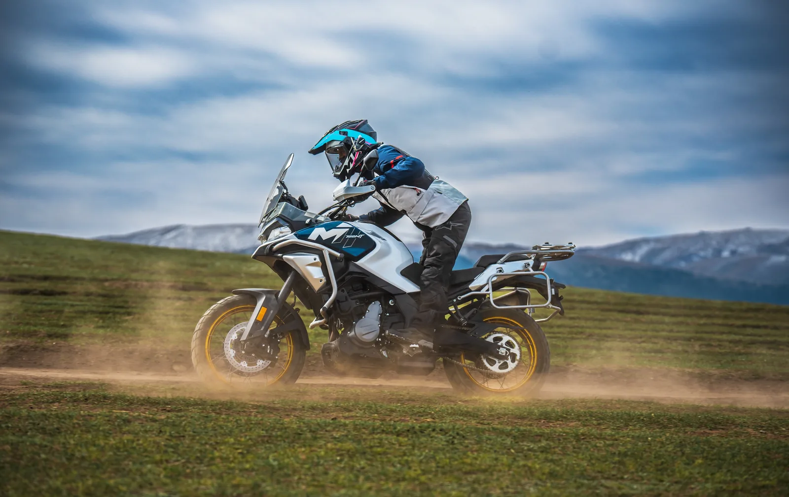 CFMOTO 700MT Adventure — fotografia 6