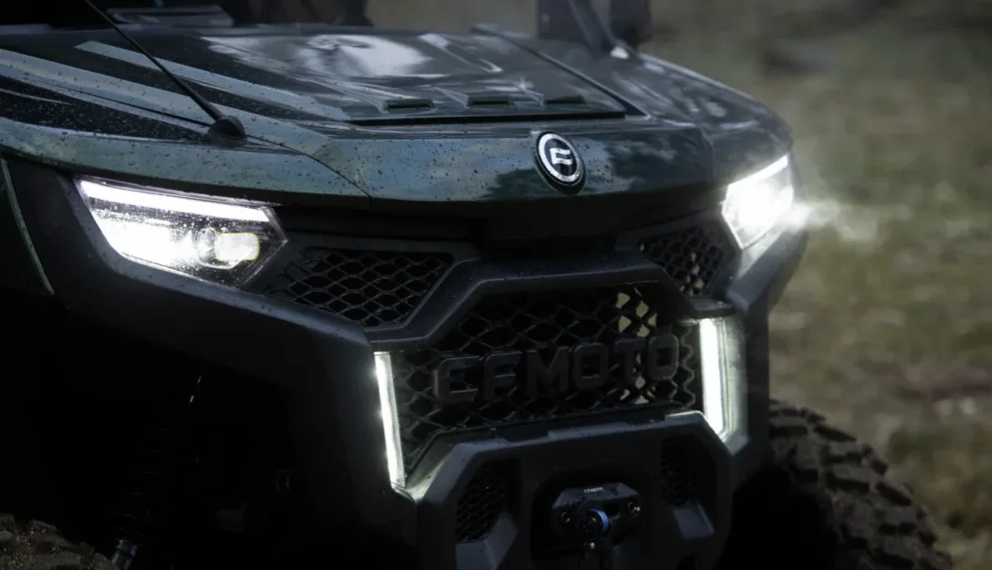 LED osvetlenie na oboch koncoch