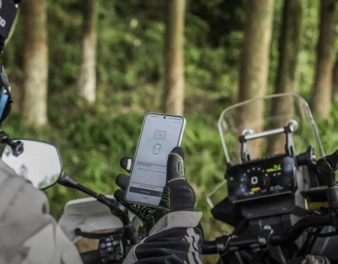 CFMOTO KONEKTIVITA